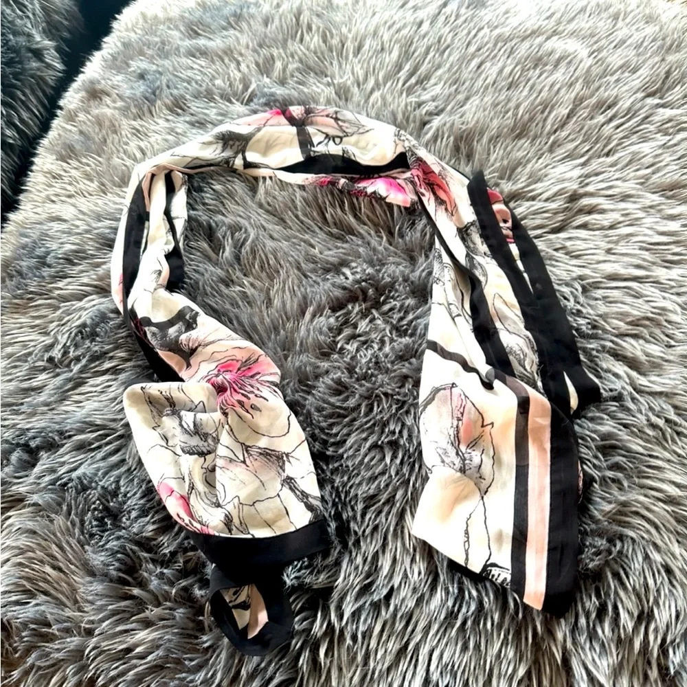 Floral-print scarf
